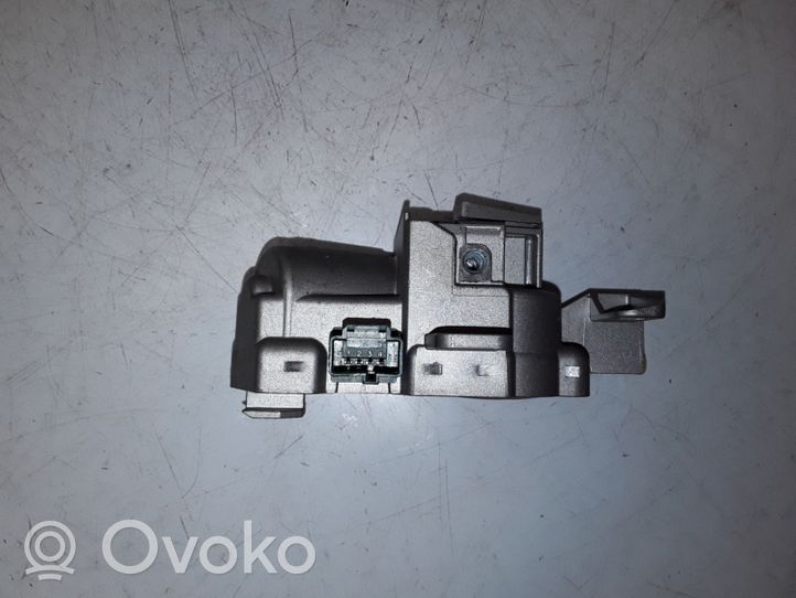 Volvo XC70 Steering wheel lock 