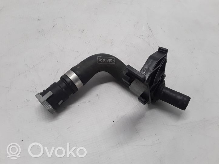 Volvo C70 Tuyau de liquide de refroidissement moteur 30776418