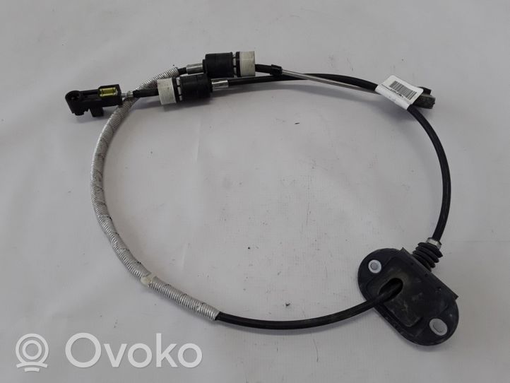 Volvo XC60 Gear shift cable linkage 