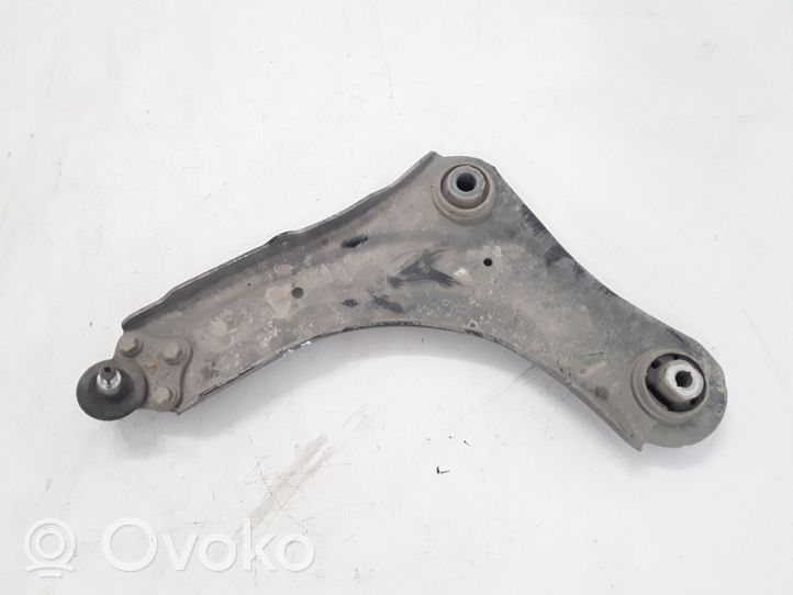 Renault Megane III Fourchette, bras de suspension inférieur avant 545018194R