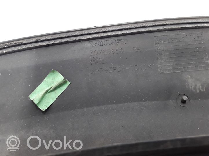 Volvo XC70 Fender trim (molding) 30763656