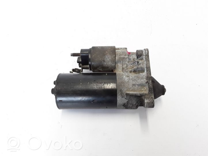 Renault Kangoo I Starter motor 8200724823