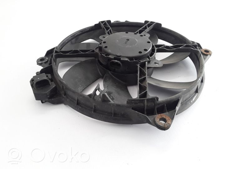 Renault Megane III Convogliatore ventilatore raffreddamento del radiatore 