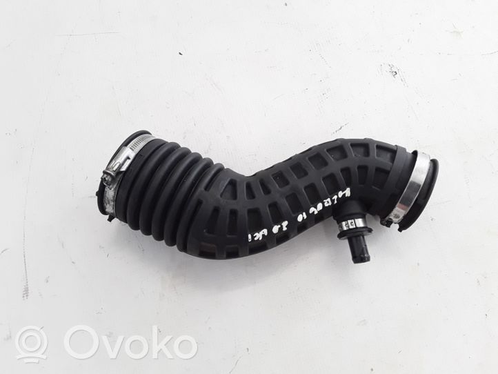 Renault Koleos I Oro paėmimo kanalo detalė (-ės) 1026324S01