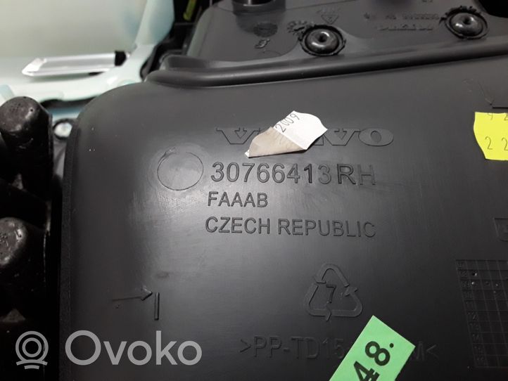 Volvo XC60 Apmušimas galinių durų (obšifke) 30766413