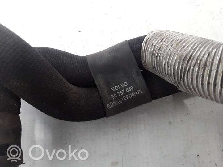 Volvo V60 Rura / Wąż dolotowy powietrza 30757649