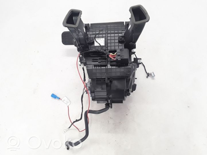 Renault Captur Scatola climatizzatore riscaldamento abitacolo assemblata 272705486R