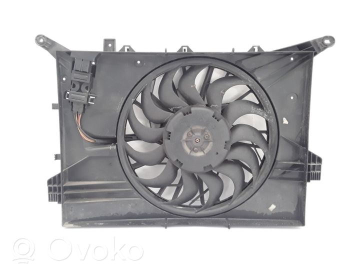 Volvo XC70 Radiator cooling fan shroud 30723106