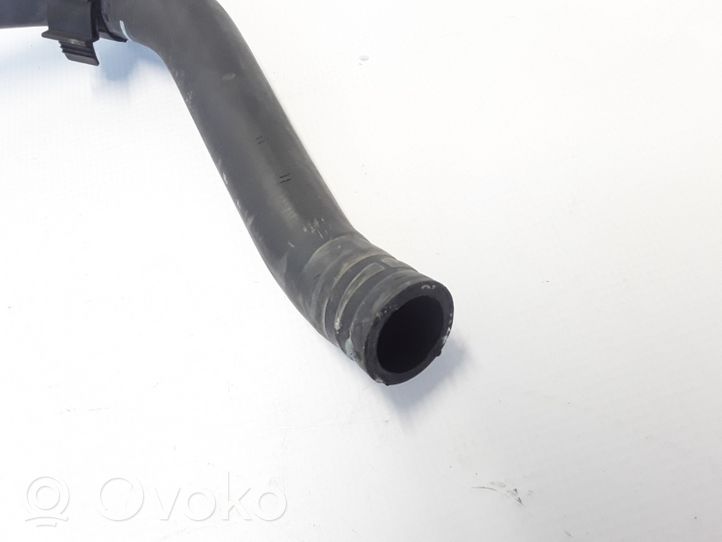 Volvo V70 Engine coolant pipe/hose 31338810