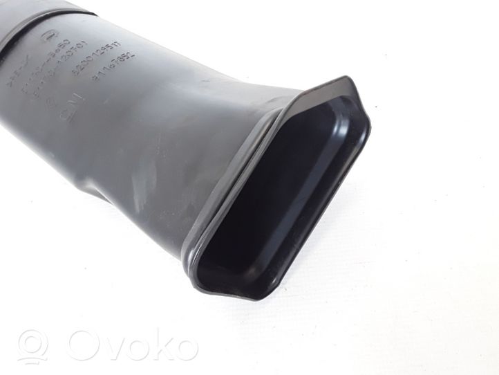 Opel Vivaro Air intake duct part 8200129517