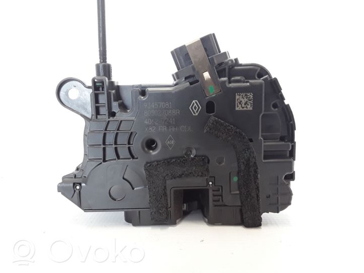 Opel Vivaro Front door lock 805027088R