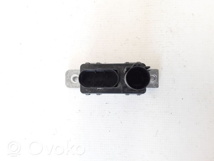 Volvo XC60 Glow plug pre-heat relay 31431776