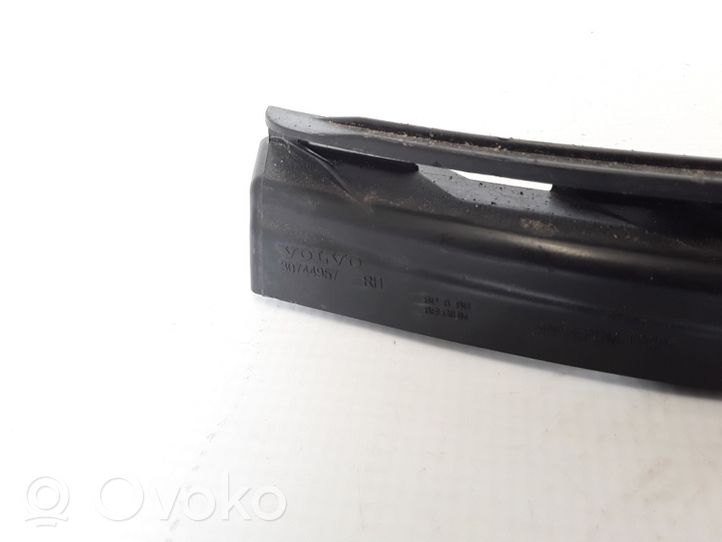 Volvo V50 Front bumper mounting bracket 30744957