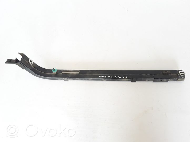 Renault Kangoo II Guida a rullo centrale per portellone scorrevole 777613147R