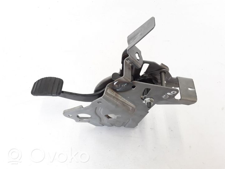 Renault Twingo III Clutch pedal 465012427R