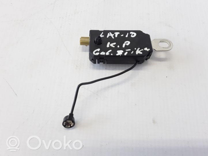 Renault Latitude (L70) Antena GPS 282300021R