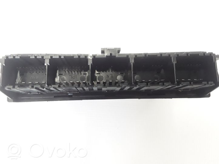 Volvo S60 Oven keskuslukituksen ohjausyksikön moduuli 30659730