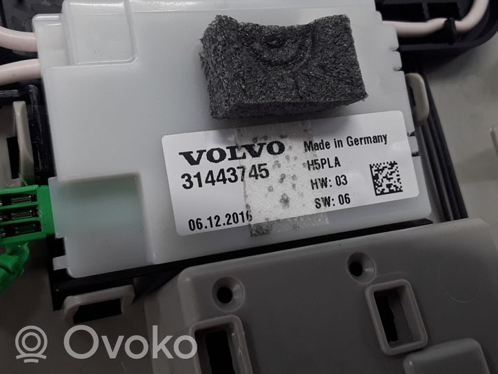 Volvo S90, V90 Фонарь освещения передних мест 31443745