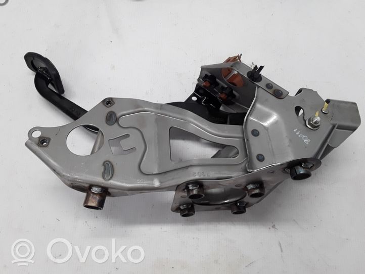 Renault Kadjar Brake pedal 465014CG2B