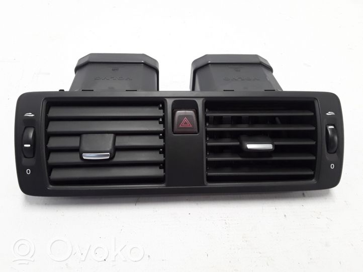 Volvo C70 Dash center air vent grill 39863758