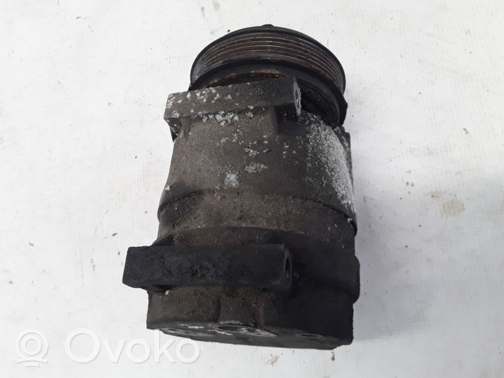 Opel Vivaro Air conditioning (A/C) compressor (pump) 6560630