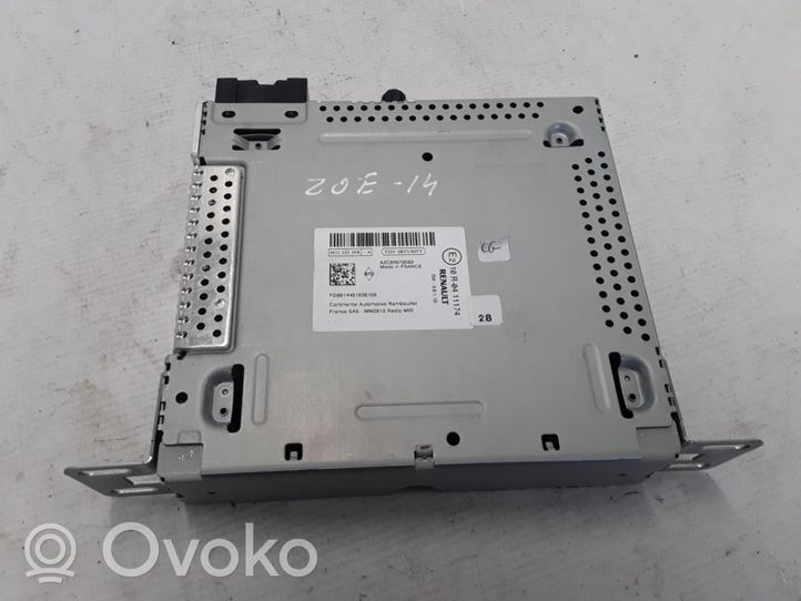 Renault Zoe Radio/CD/DVD/GPS-pääyksikkö 281152239R