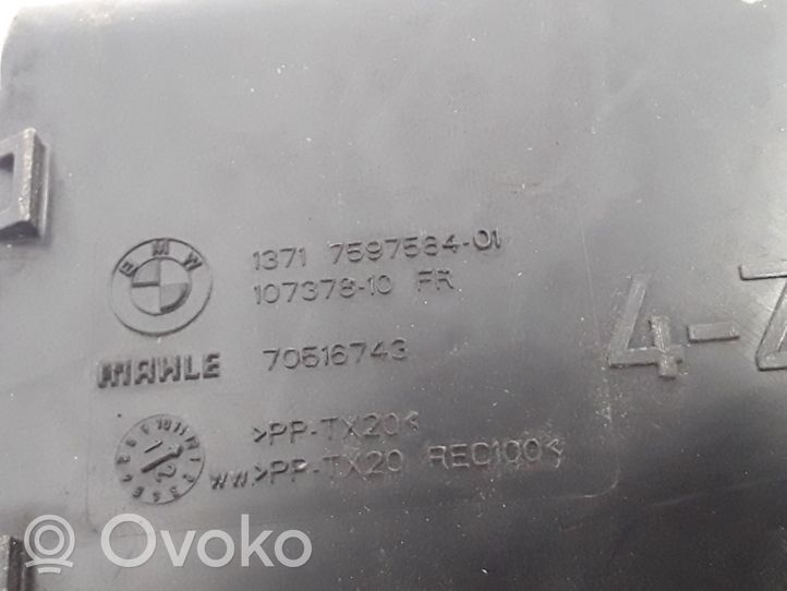 BMW 3 F30 F35 F31 Oro paėmimo kanalo detalė (-ės) 7597584