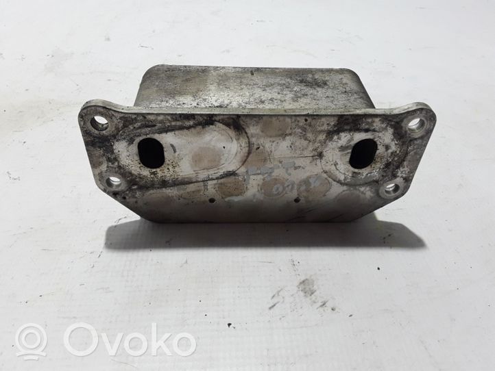 Volvo XC60 Supporto di montaggio del filtro dell’olio 30757459