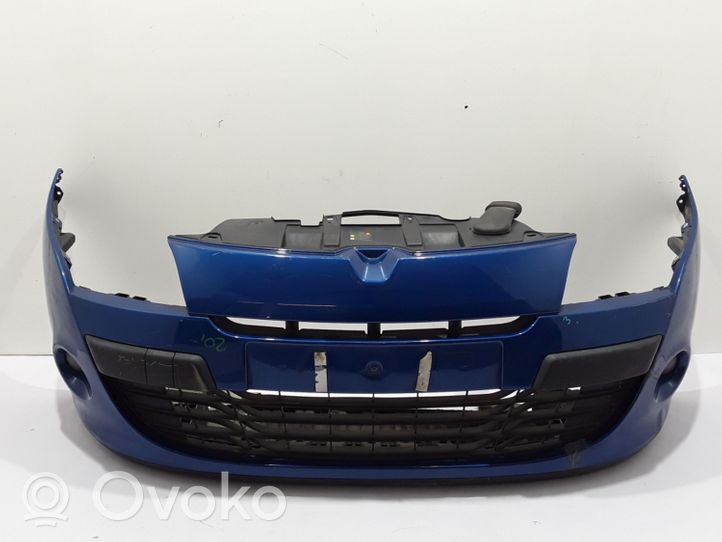 Renault Megane III Paraurti anteriore 620221285R