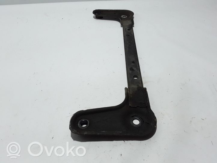 Renault Captur Inny element zawieszenia przedniego 544641562R