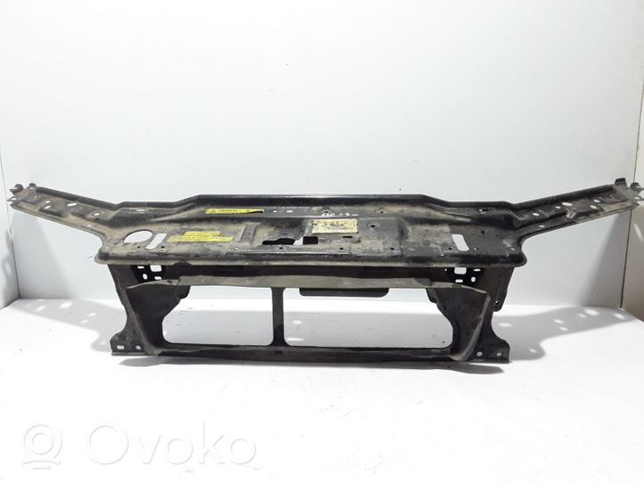 Volvo S60 Radiatoru panelis (televizors) 30655380