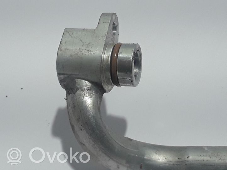 Opel Vivaro Air conditioning (A/C) pipe/hose 924714244R