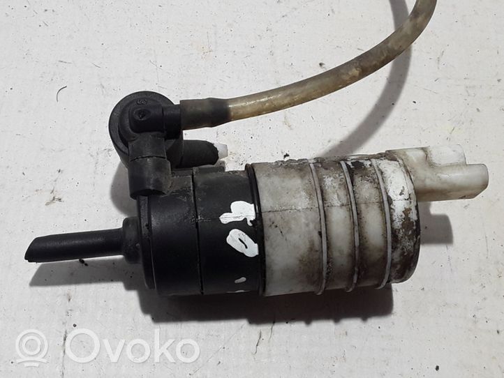 Renault Kangoo I Windscreen/windshield washer pump 7700431079