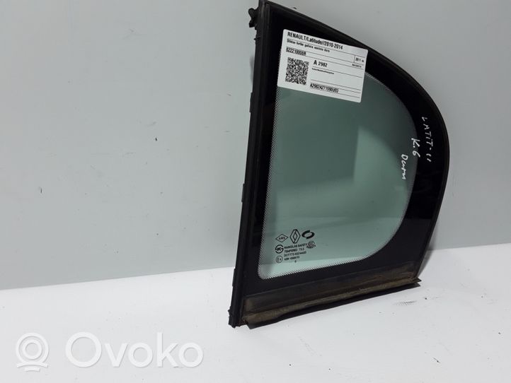 Renault Latitude (L70) Rear vent window glass 822210008R