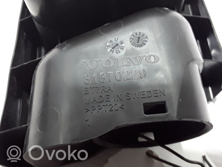 Volvo S90, V90 Ilmansuodattimen kotelo 31370130