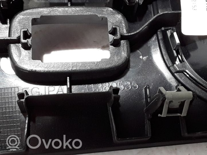 Volvo V40 Moldura del panel 31389535