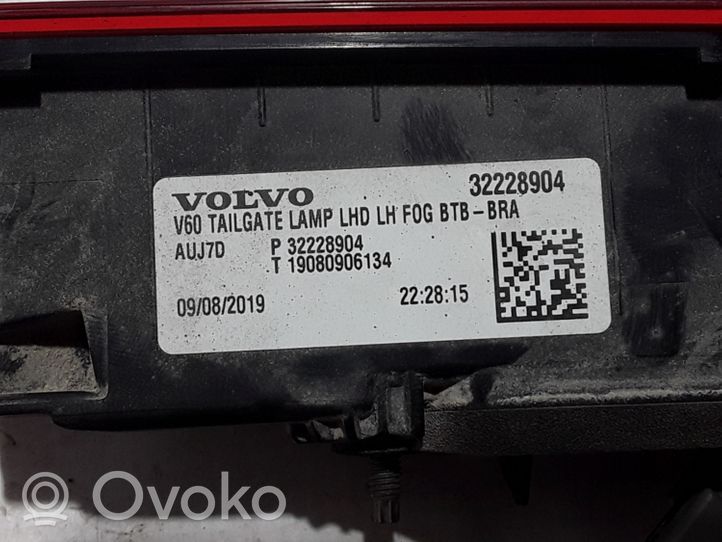 Volvo V60 Feux arrière sur hayon 32228904