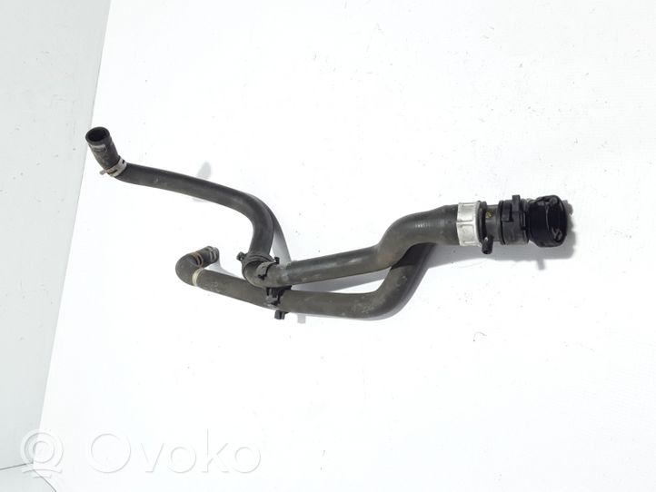 Renault Kangoo II Tuyau de liquide de refroidissement moteur 924002057R