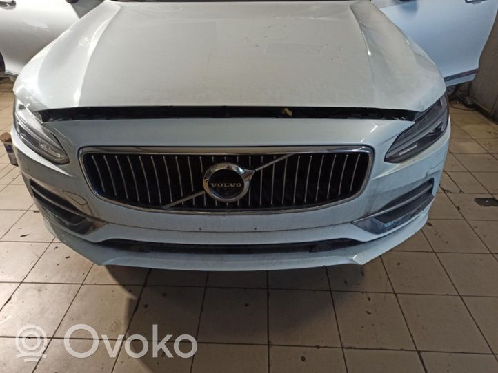 Volvo S90, V90 Keulasarja 