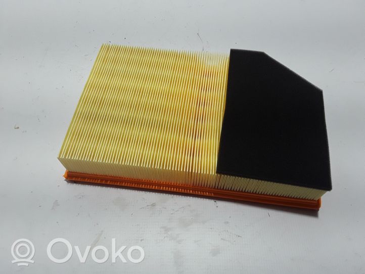 Volvo XC90 Air filter 8638600