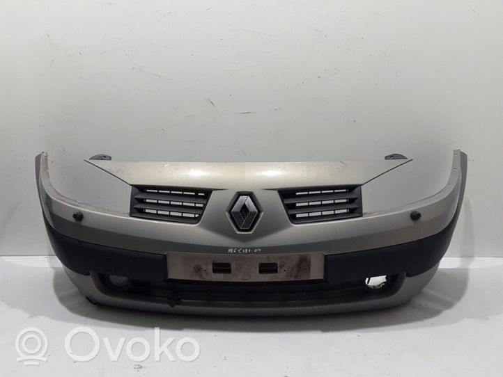 Renault Megane II Zderzak przedni 7701474484