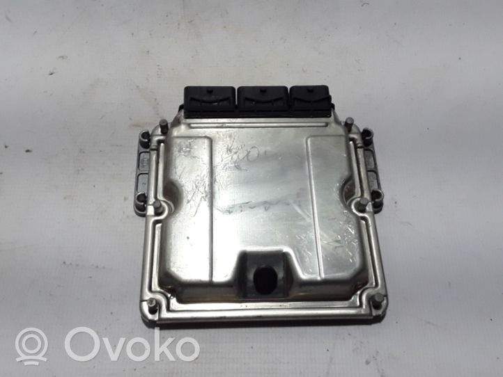 Renault Trafic I Calculateur moteur ECU 8200091517