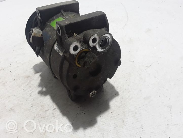 Volvo XC70 Compressore aria condizionata (A/C) (pompa) 8684287