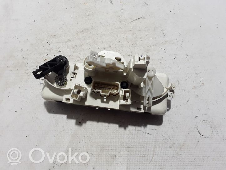 Renault Clio III Module unité de contrôle climatisation 030966N