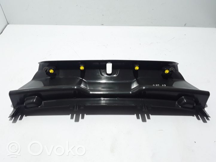 Volvo C30 Trunk/boot sill cover protection 8687734