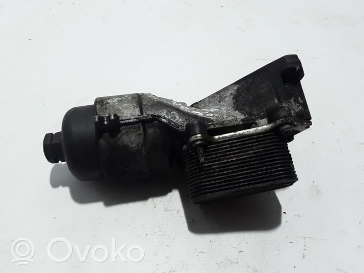 Volvo C30 Oil filter mounting bracket 31259229