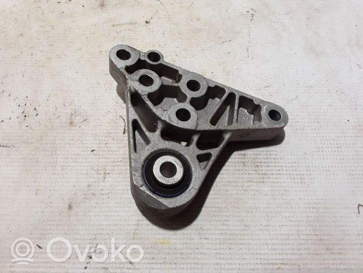 Volvo V60 Supporto di montaggio scatola del cambio 31762936