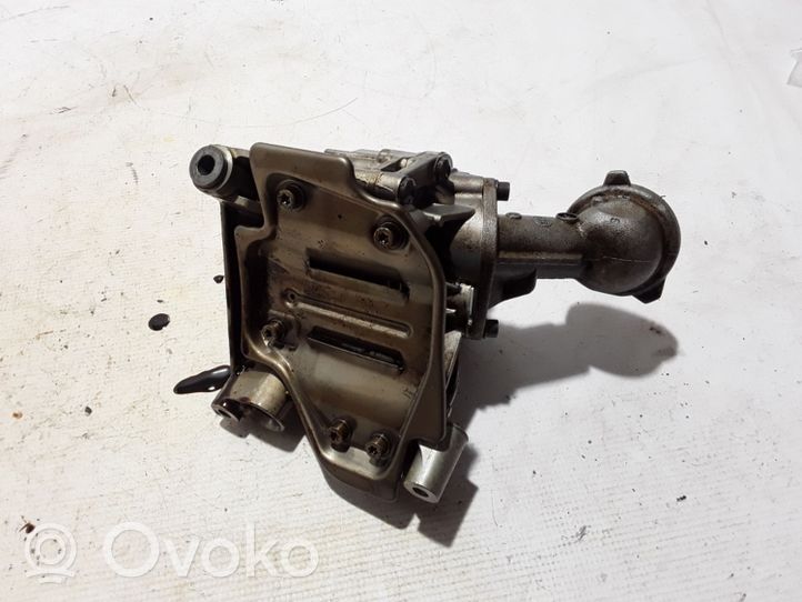 BMW 5 F10 F11 Rura filtra miski olejowej 7643256