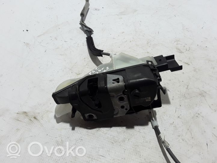 Peugeot 2008 II Front door lock 9830559680