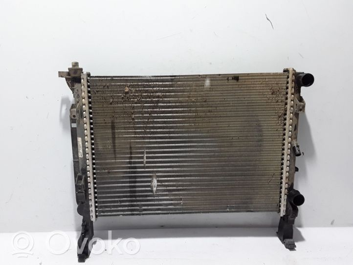 Renault Kangoo II Coolant radiator 8200418328
